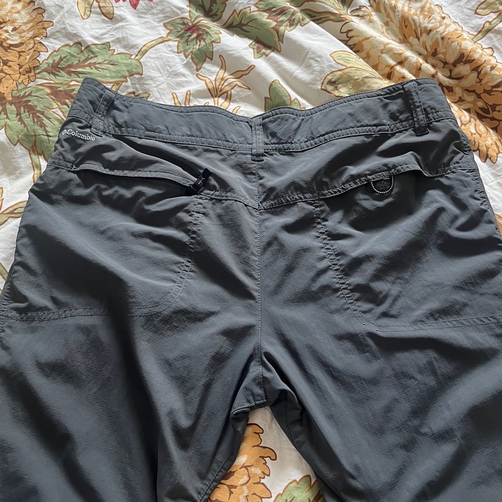 Columbia Women’s Size 10 Gray Omni Shade Sun Protection UPF 50 Hiking Pants - Picture 13 of 16